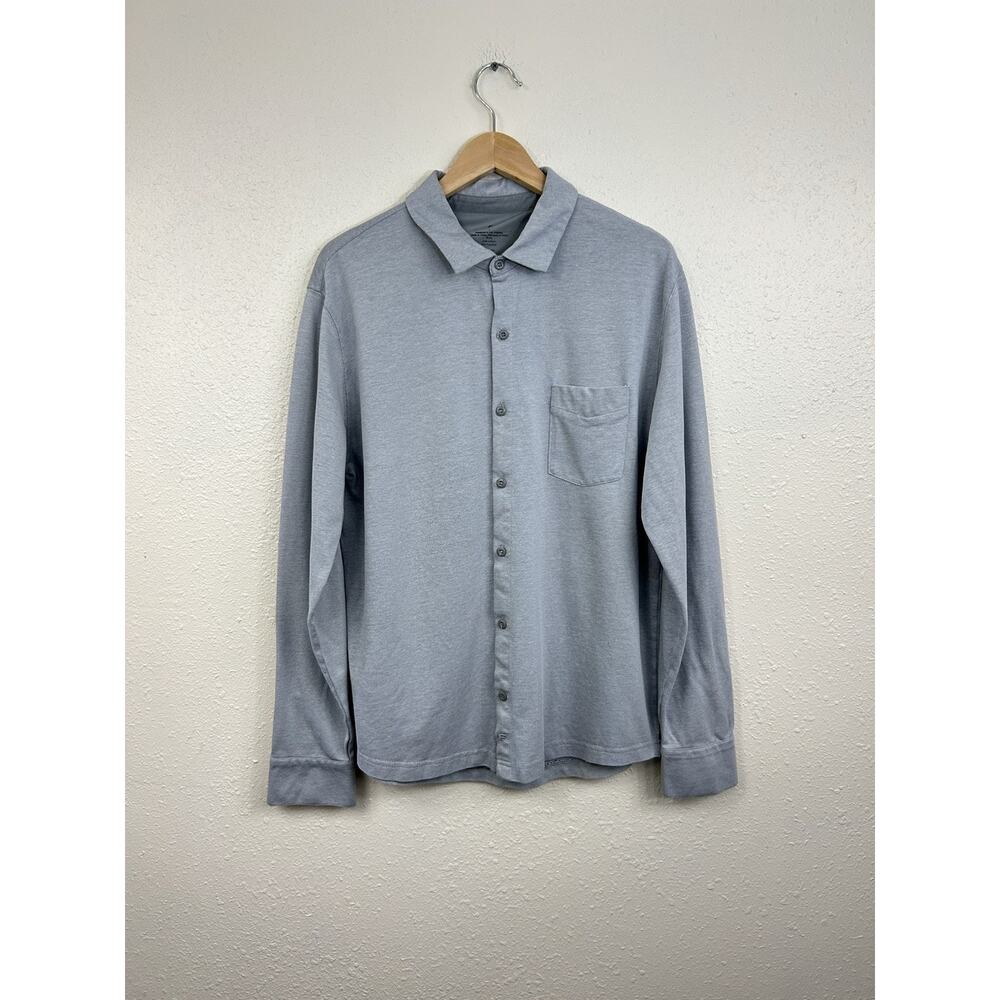 Fabletics Men’s Shirt The Dash Button Down Large Gray Performance Knit Blend